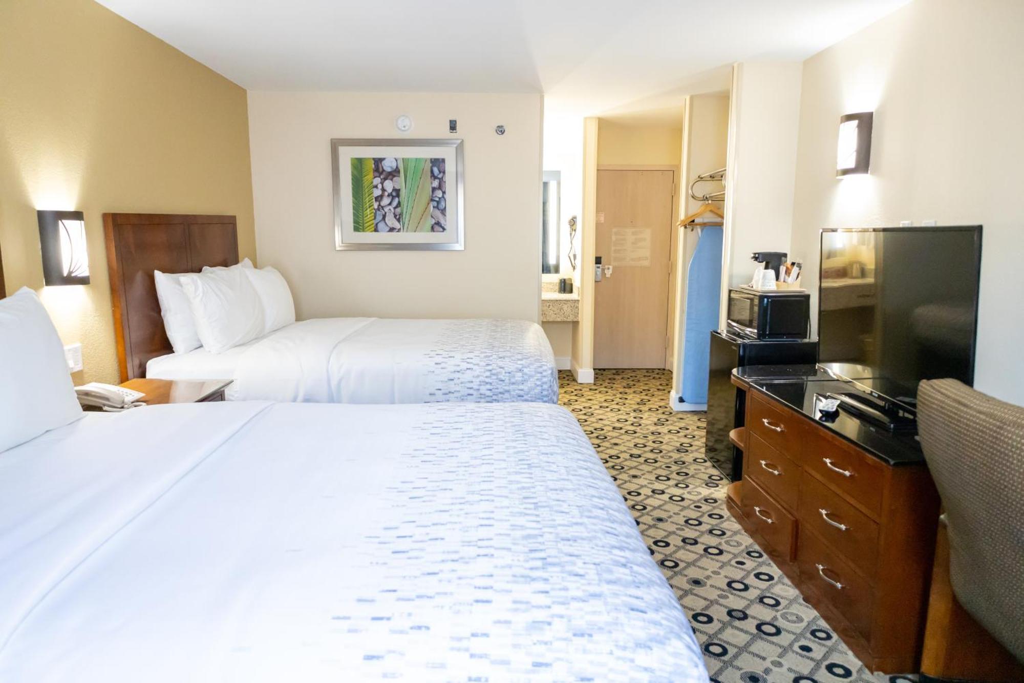 Baymont By Wyndham College Park Atlanta Airport South Exterior foto