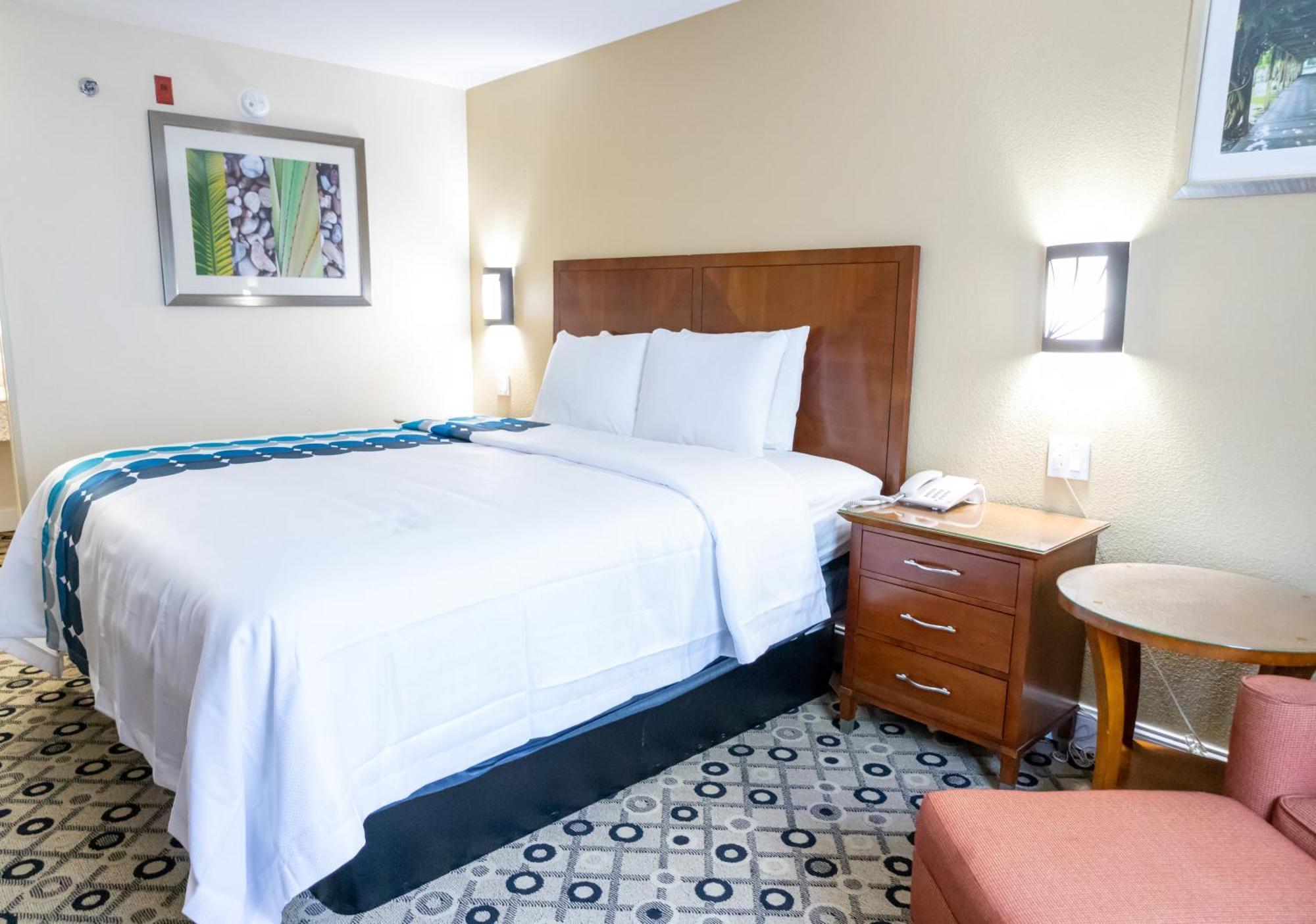 Baymont By Wyndham College Park Atlanta Airport South Exterior foto