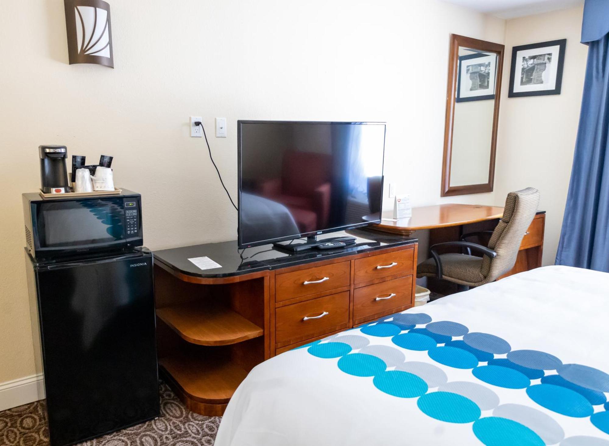Baymont By Wyndham College Park Atlanta Airport South Exterior foto